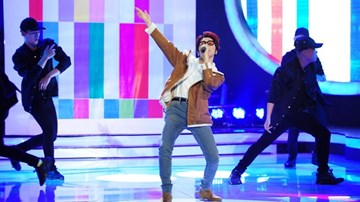 Gương mặt thân quen 2016 - tập 7: Hòa Minzy gây sốt khi 