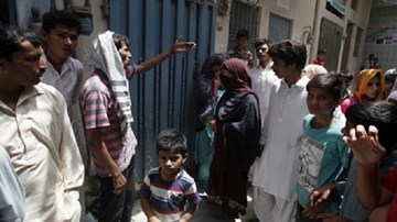 Kinh hoàng con gái bị mẹ thiêu sống do tự ý kết hôn