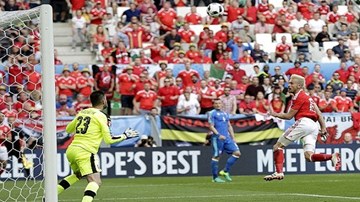 Bale bừng sáng, Xứ Wales thắng nghẹt thở