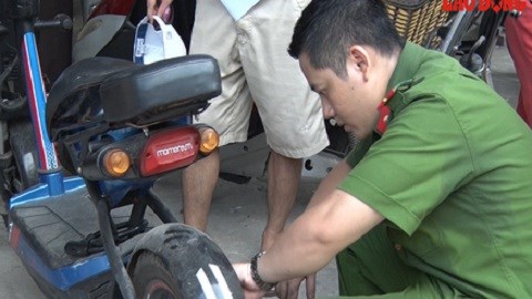 Dân Hà Nội đổ dồn đi đăng ký xe đạp điện trước ngày xử phạt 1.7
