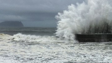 Siêu bão Nepartak đổ bộ vào Trung Quốc