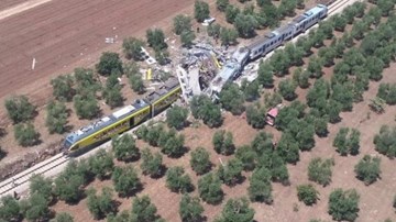 Ý: Tàu hỏa đâm nhau trực diện, 25 người chết, 50 người bị thương