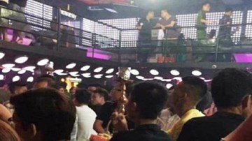 Đột kích tụ điểm ăn chơi lớn ở xứ Thanh