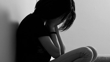 Ấn Độ: Nữ nhân viên tự tử vì bị sếp mắng