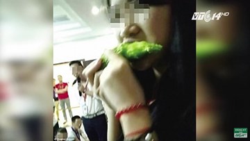 Không đạt doanh số, nhân viên bị phạt ăn mướp đắng