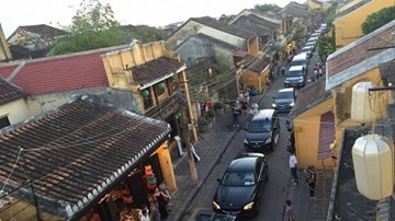 Thủ tướng xin lỗi việc đoàn xe công đi vào phố cổ Hội An