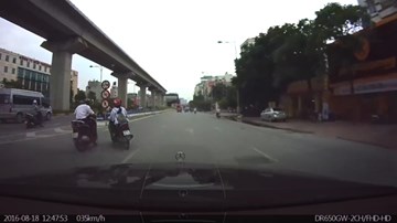 Cặp đôi trẻ 