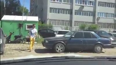 Đỗ xe vô duyên và cái kết quá khủng khiếp