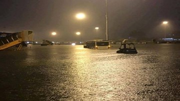 Sân bay Tây Sơn Nhất: 21 chuyến bay không thể hạ cánh do ngập
