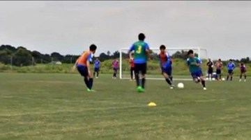 Công Phượng khiến cầu thủ Mito ngả mũ với pha solo ghi bàn tuyệt đẹp