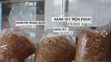 Khiếp đảm công nghệ chế biến hành phi từ hành tây thối, khoai tây mọc mầm