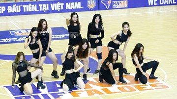 Ngắm dàn hoạt náo viên nóng bỏng ở giải bóng rổ chuyên nghiệp VN