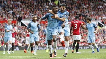 Pep cao tay, Man City đánh sập Old Trafford
