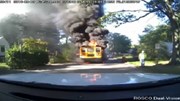 Nữ tài xế liều mình cứu 20 học sinh trong xe bus bốc cháy