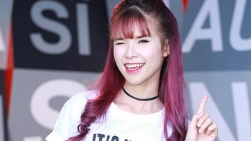 Khởi My thừa nhận Kelvin Khánh hay làm trò... biến thái