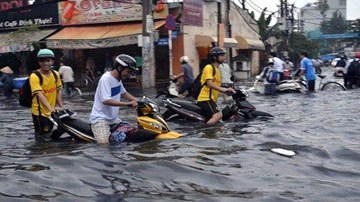 Mưa dữ dội, Sài Gòn lụt lịch sử