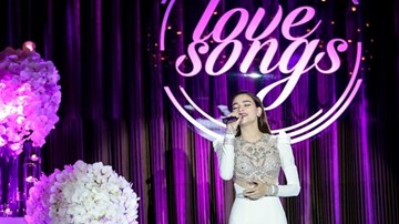 Hồ Ngọc Hà cover hit 'Chắc ai đó sẽ về' của Sơn Tùng khiến fans thổn thức
