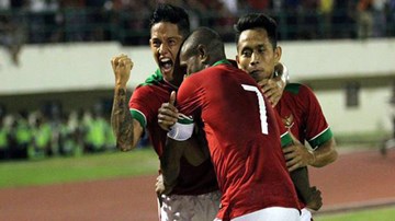 Báo giới Indonesia khẳng định đội nhà may mắn hòa Việt Nam