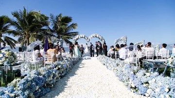 Choáng ngợp lễ cưới xa hoa của cô gái Ninh Bình với rể Tây