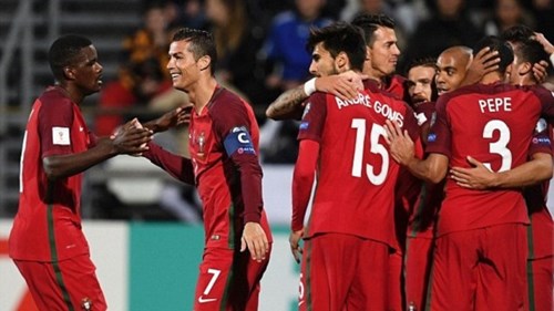 Ronaldo lập công, Bồ Đào Nha 