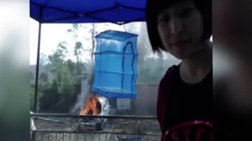 Nữ phát thanh viên đốt ô tô rồi live stream để câu view