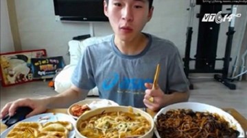 Hiểm họa từ trào lưu ăn uống trực tuyến