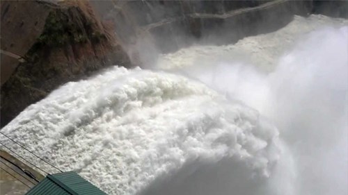 Hôm nay, Hà Tĩnh xả tràn hồ Kẻ Gỗ