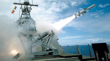 LCS 4 bắn thử tên lửa chống hạm Harpoon