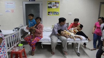 Chưa xác định được nguyên nhân làm 86 trẻ mầm non nhập viện