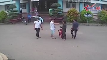20 giang hồ Sài Gòn xông vào bệnh viện chém đối thủ