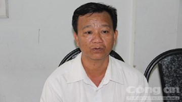 Nam thanh niên dùng đũa đâm xuyên đầu bạn nhậu