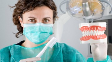 Hậu quả đáng sợ của việc vệ sinh răng miệng kém