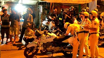 TP.HCM: Không yêu cầu người dân chứng minh xe chính chủ