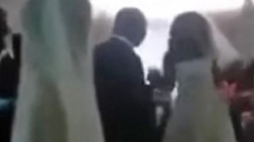 Hai cô dâu cùng xuất hiện, chú rể lộ bản chất “bắt cá 2 tay”