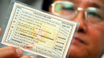 Yêu cầu dừng quy định bắt buộc phải đổi giấy phép lái xe