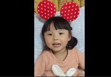 Video bé 4 tuổi phiên dịch tiếng Hàn - Việt gây sốt