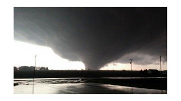 Xem siêu lốc xoáy cày nát bang Illinois