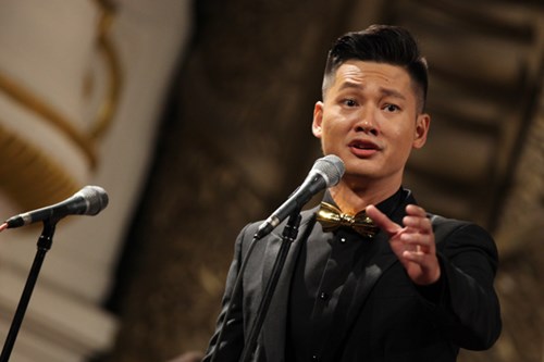 Đức Tuấn gây xúc động với 