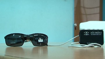 Cận cảnh kính 'Mắt thần' dành cho người khiếm thị