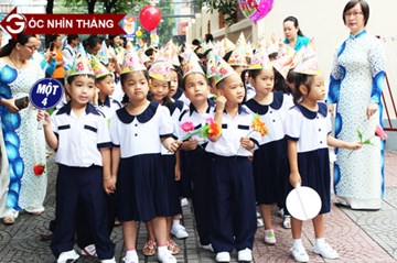 Bỏ lớp trưởng: Bộ Giáo dục hãy hỏi học sinh