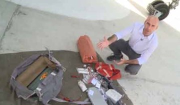 Có gì trong túi cứu sinh của phi công Nga