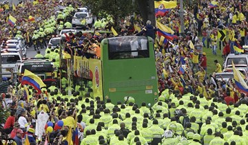Biển người chào đón ĐT Colombia trở về