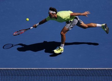 Federer 1-3 Seppi (4-6, 5-7, 6-4 và 5-7)