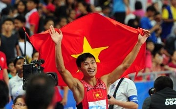Trọng Hinh đoạt HCV 200m đầu tiên cho Việt Nam ở SEA Games