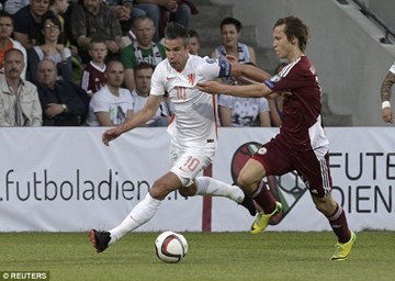 Vòng loại EURO 2016: Latvia 0-2 Hà Lan