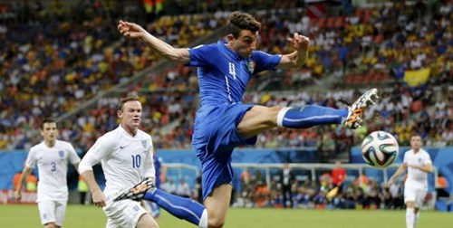Xem giò tân binh Darmian vừa cập bến M.U