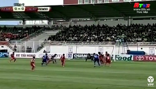 Thanh Tùng gỡ hòa 1-1 cho HAGL