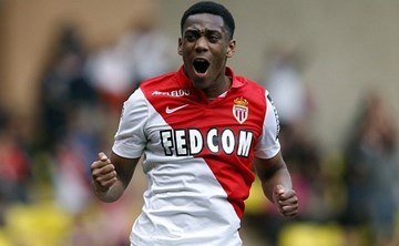 Lý do khiến M.U chi 36 triệu bảng tậu Martial