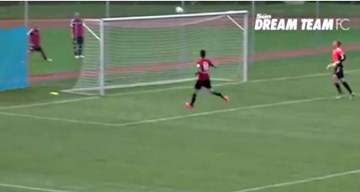 Những tình huống sút ra ngoài khó hơn vào trong