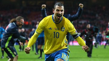 Quay chậm siêu phẩm sút phạt của Ibrahimovic